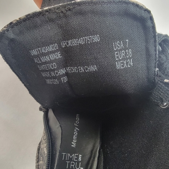 Time and Tru memory foam chunky heel lace up snake print platform combat boots - Picture 7 of 7